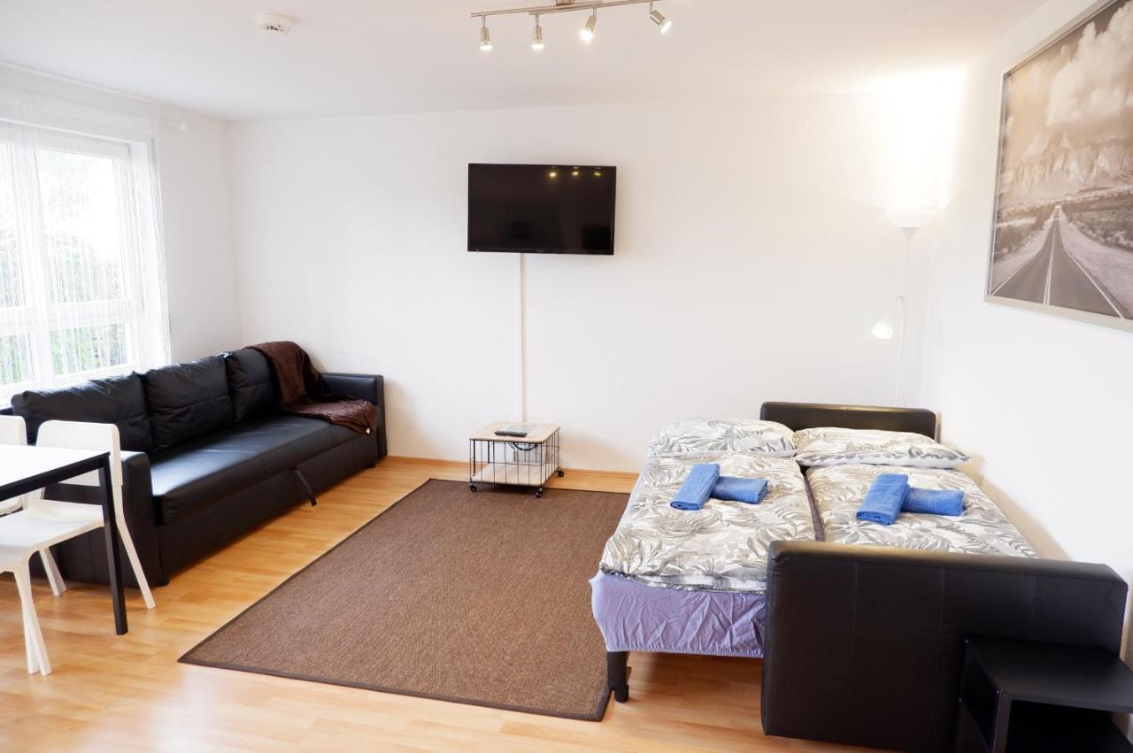Outletcity Apartment Ferienwohnung Metzingen Metzingen  Exterior photo